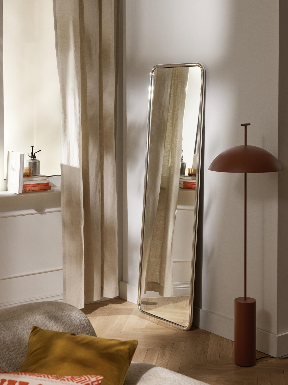 Aldon Square Full-Length Leaner Mirror