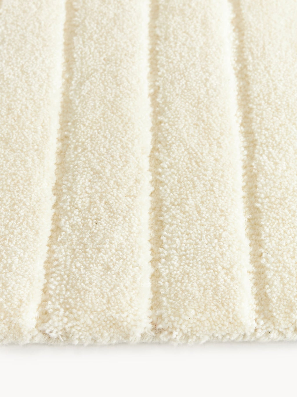 Ashley High-Low Wool Rug, Hand-Tufted