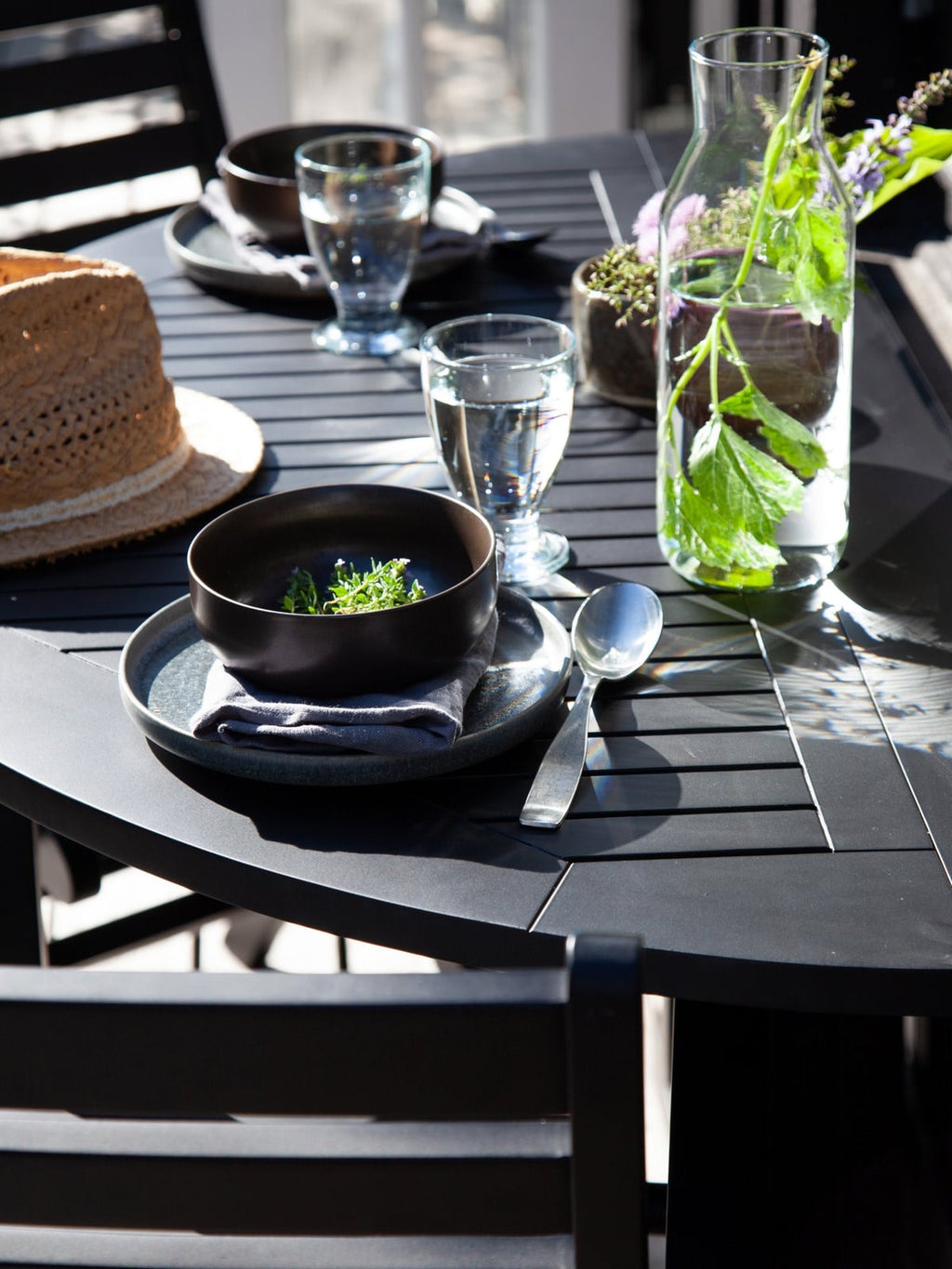 Dunmore Round Folding Garden Table, Ø 110 cm