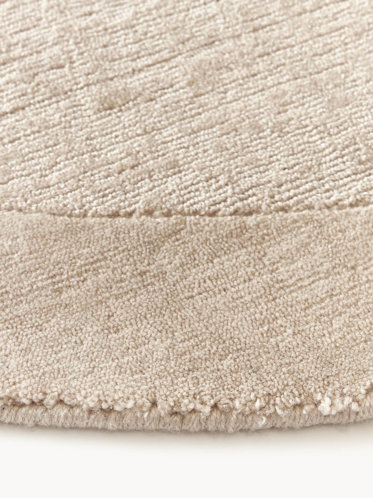 Garsdale Round Low-Pile Rug