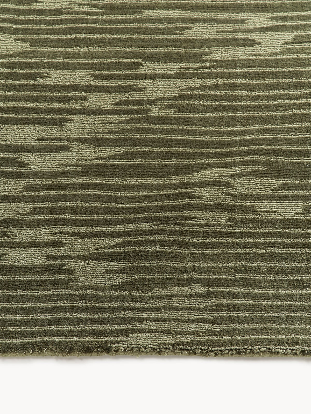 Hensall Hand-Woven Lyocell Rug