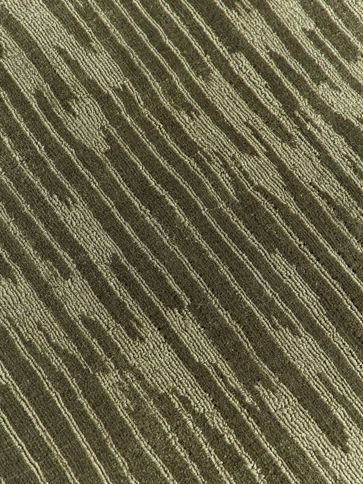 Hensall Hand-Woven Lyocell Rug