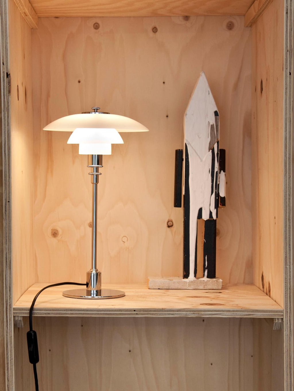 Ilkley Small Mouth-Blown Table Lamp PH 2/1