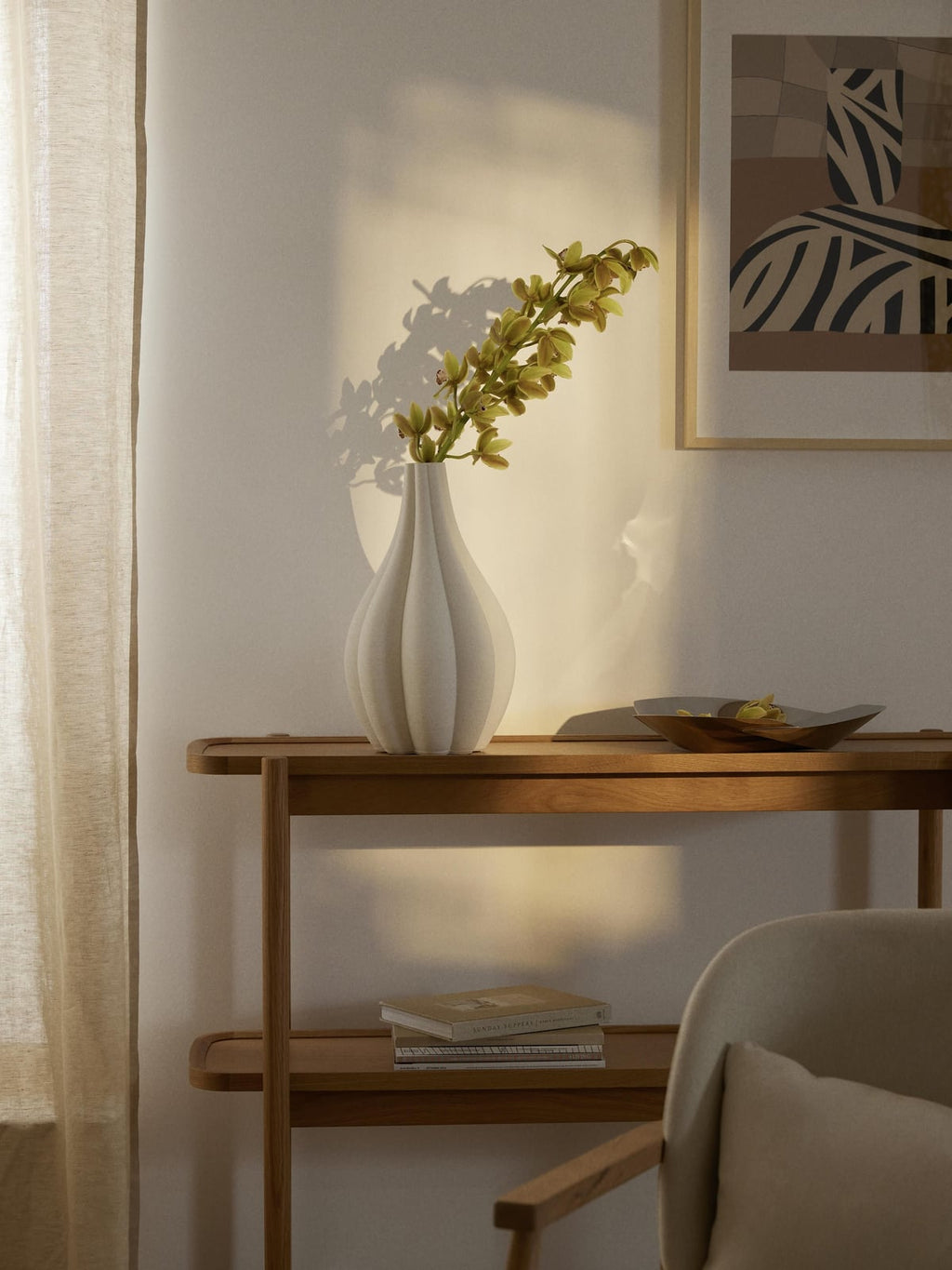 Isbourne 3D Printed Porcelain Vase, H 40 cm