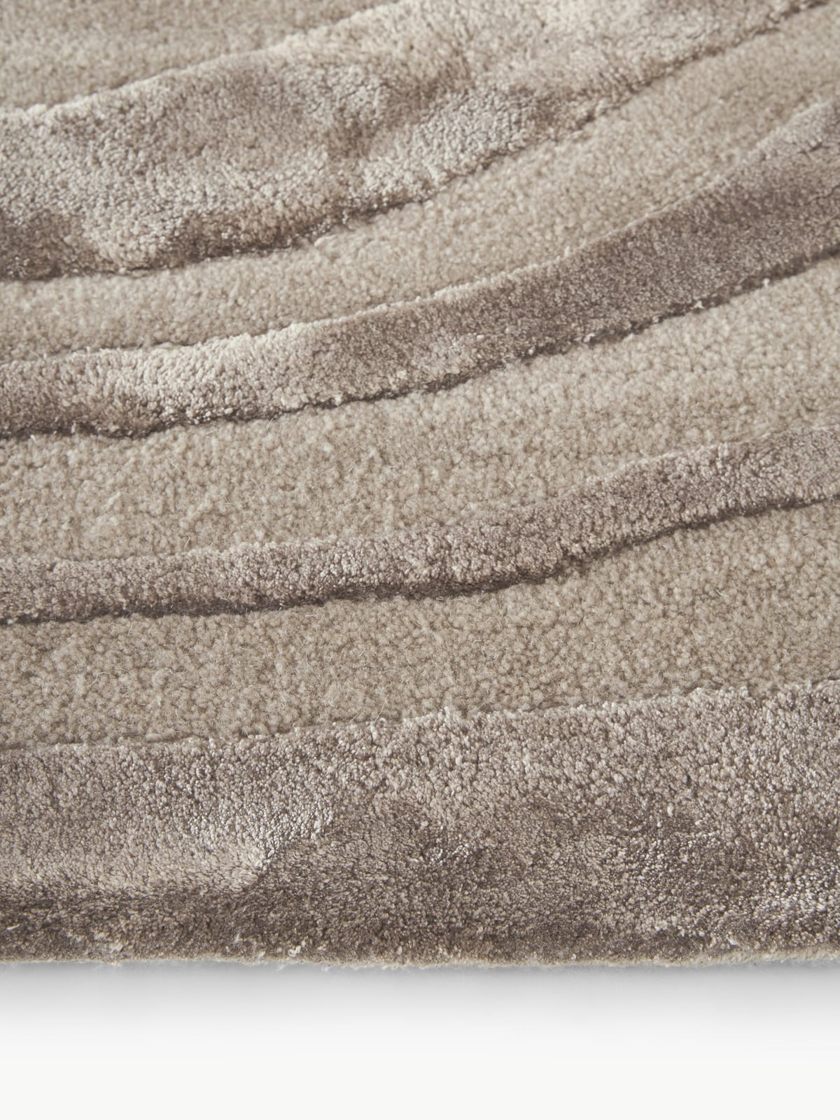 Jarrow Hand-Tufted High-Low Rug