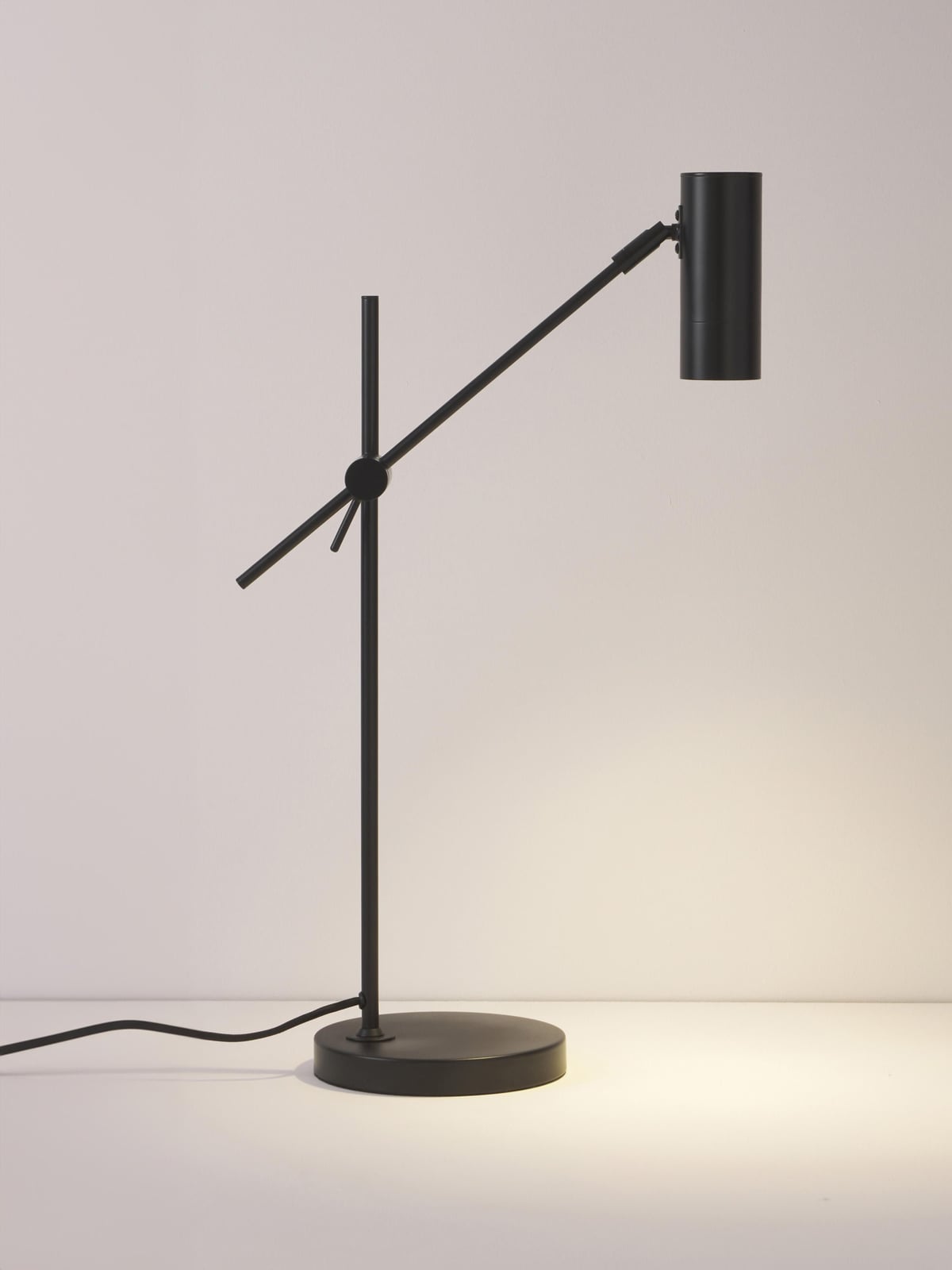 Keldon Desk Lamp