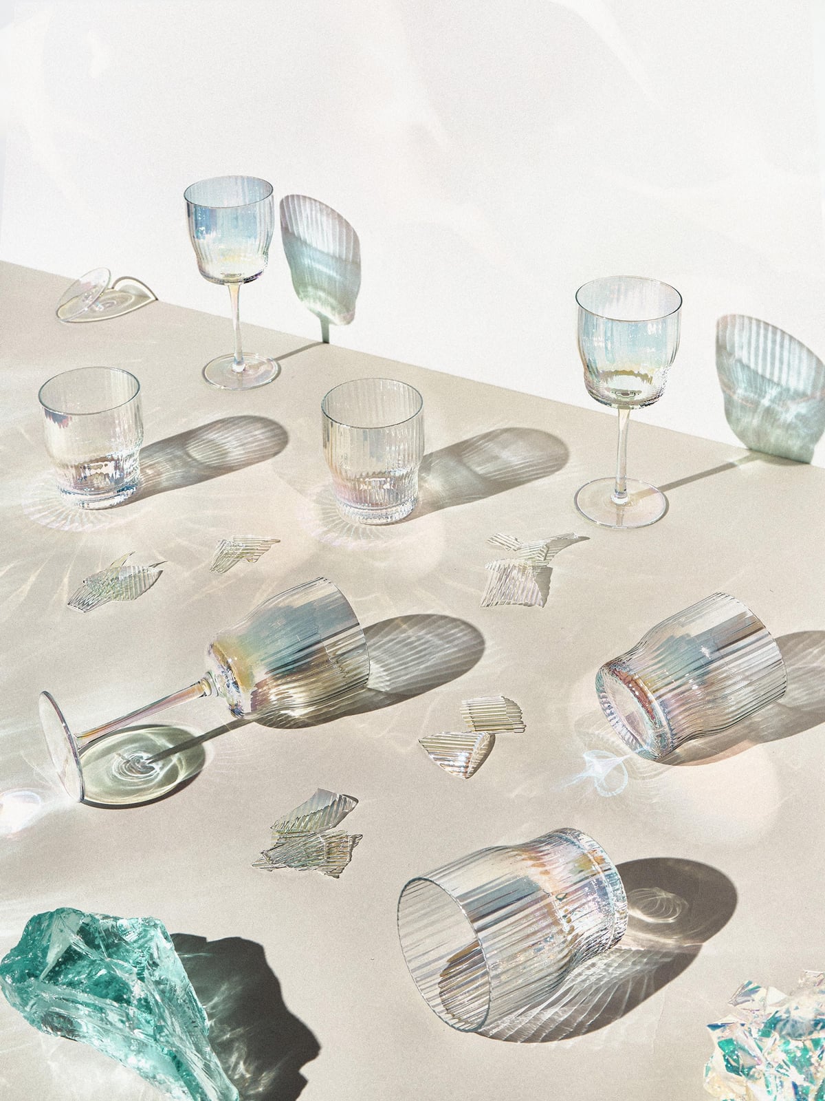 Kelso Mouth-Blown Wine Glasses with a Shimmering Mother of Pearl Finish, Set of 4