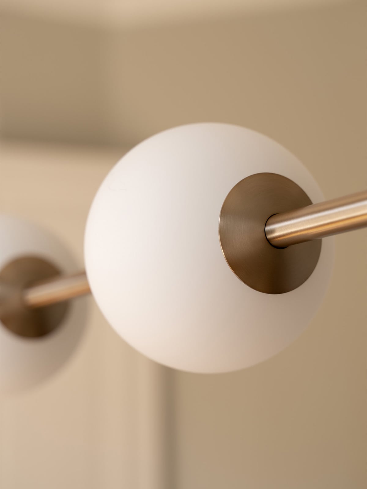 Kettleby Mouth-Blown LED Pendant Light Audrey