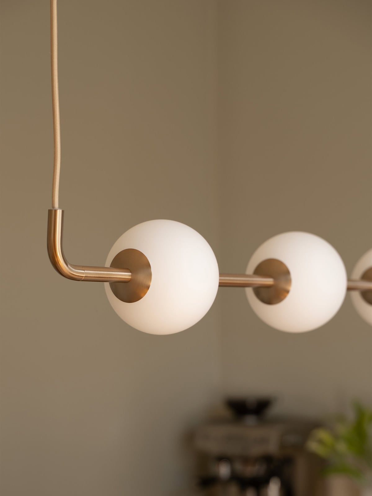Kettleby Mouth-Blown LED Pendant Light Audrey