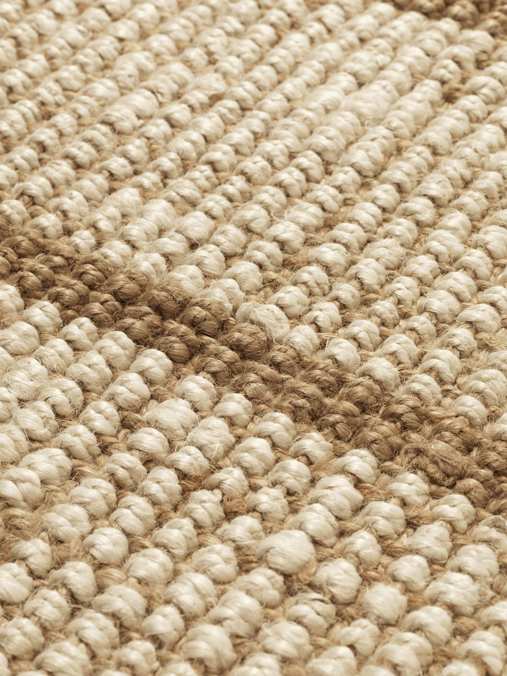 Kexby Handwoven Jute Rug with Fringes