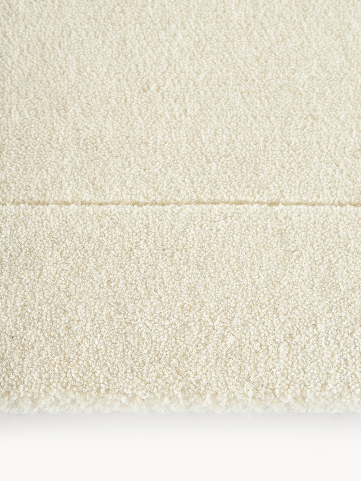 Kilburn Hand-Tufted Low-Pile Wool Rug
