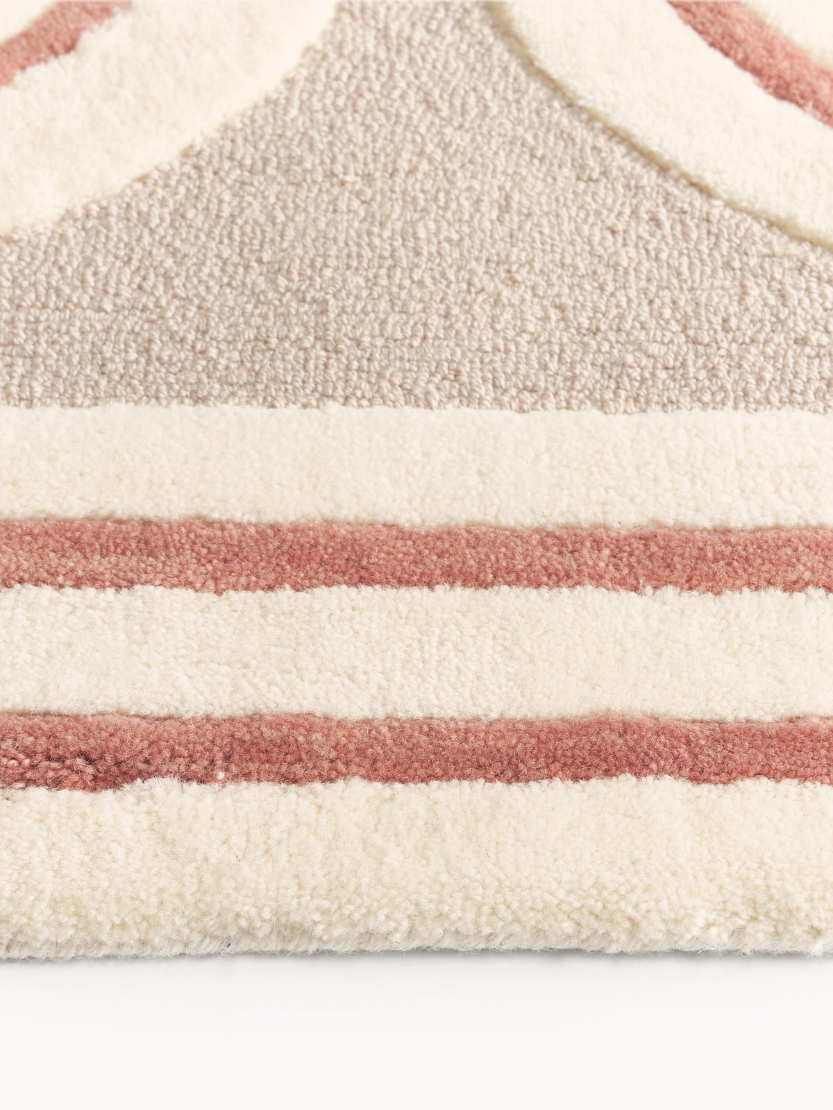 Loxley High-Low Wool Rug, Hand-Tufted
