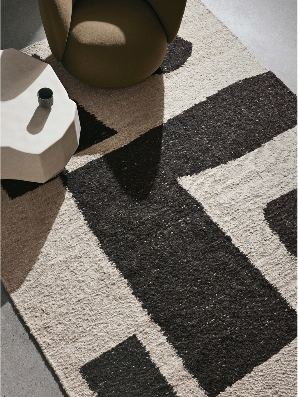 Mowbray Handwoven Wool Low-Pile Rug