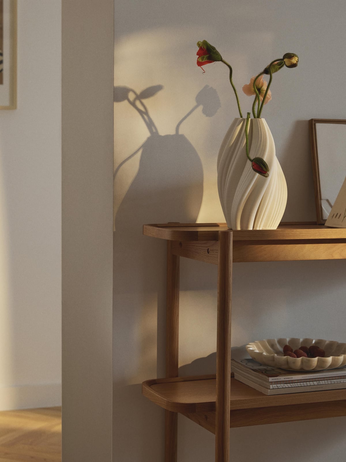 Newlyn 3D Printed Porcelain Vase, H 29 cm