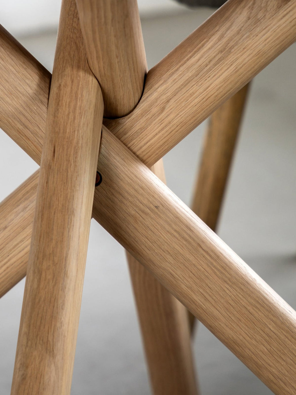 Oswald Round Dining Table, Ø 110 cm