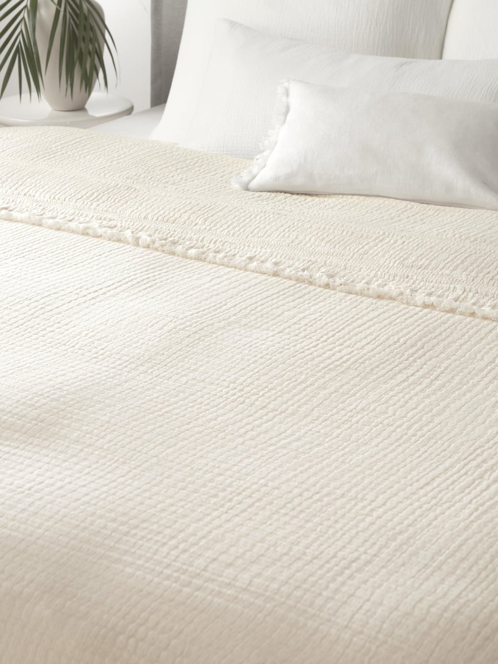 Otterburn Cotton Bedspread with Fringes