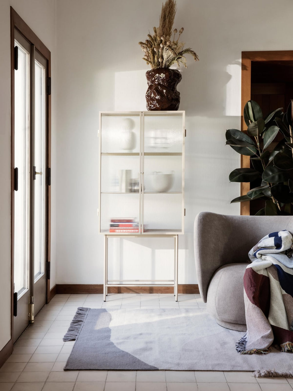 Pendle Display Cabinet with Glass Doors