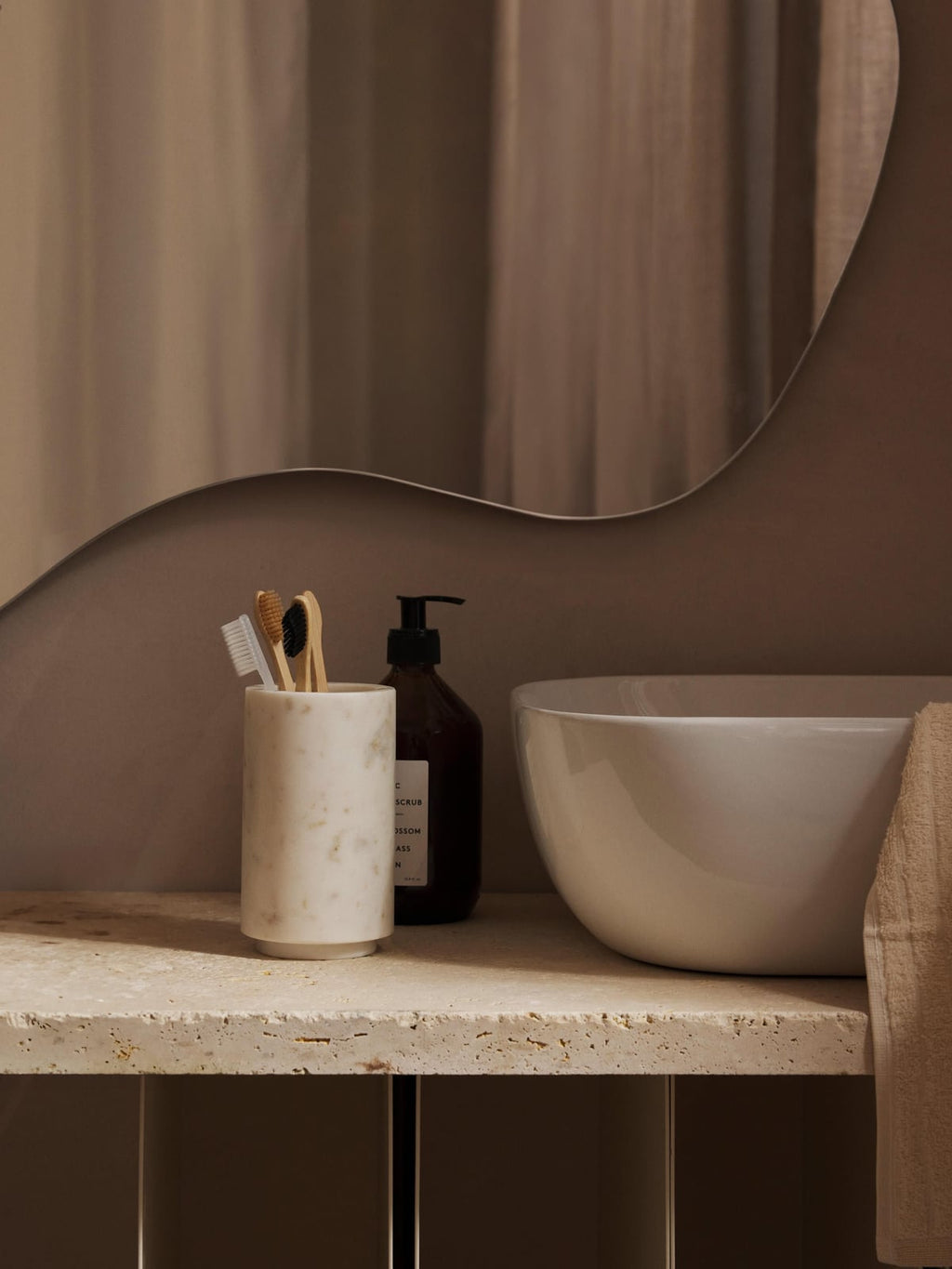 Pendle Marble Toothbrush Holder