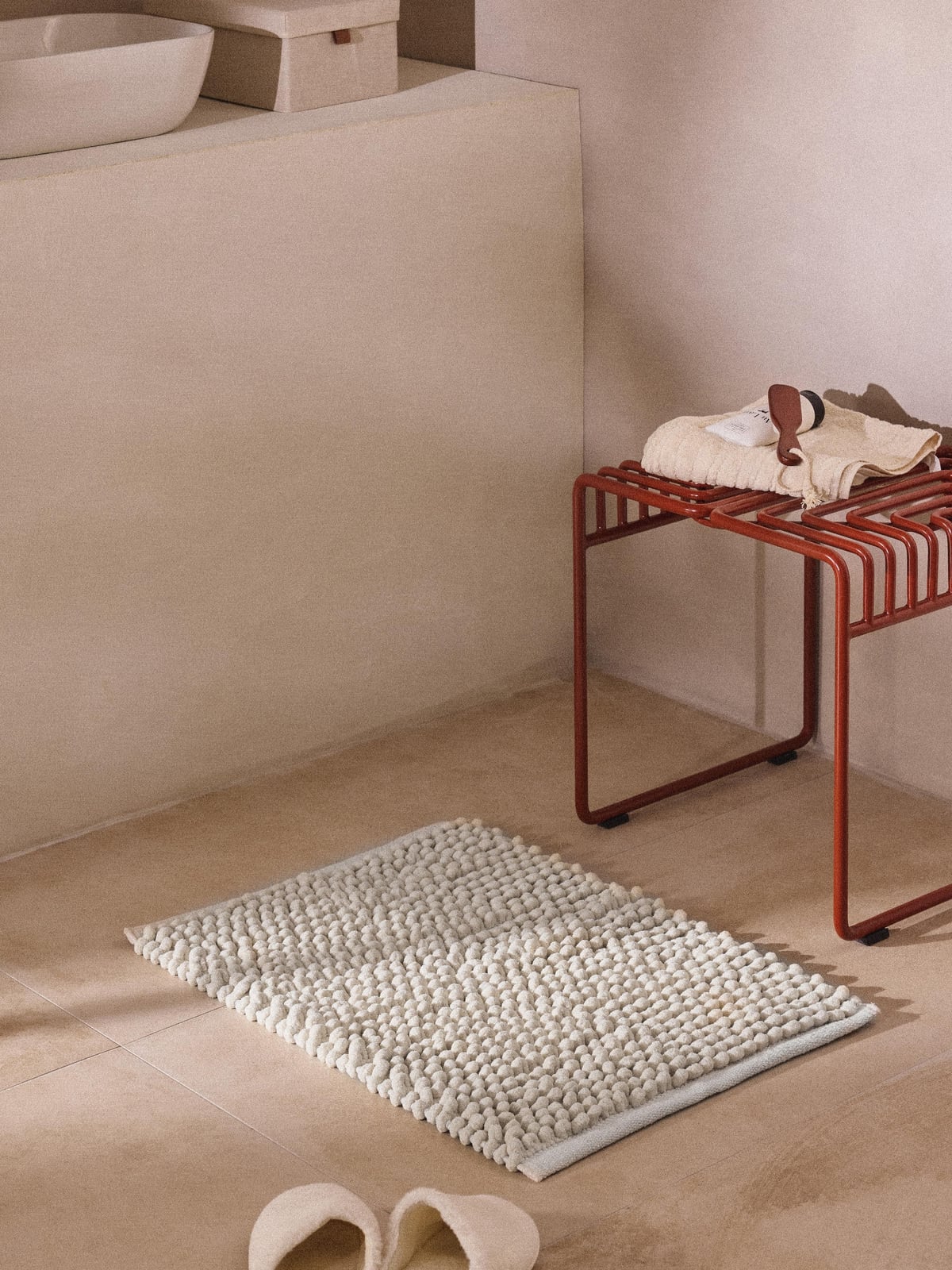 Penrose Soft Bath Mat in A Loop Design
