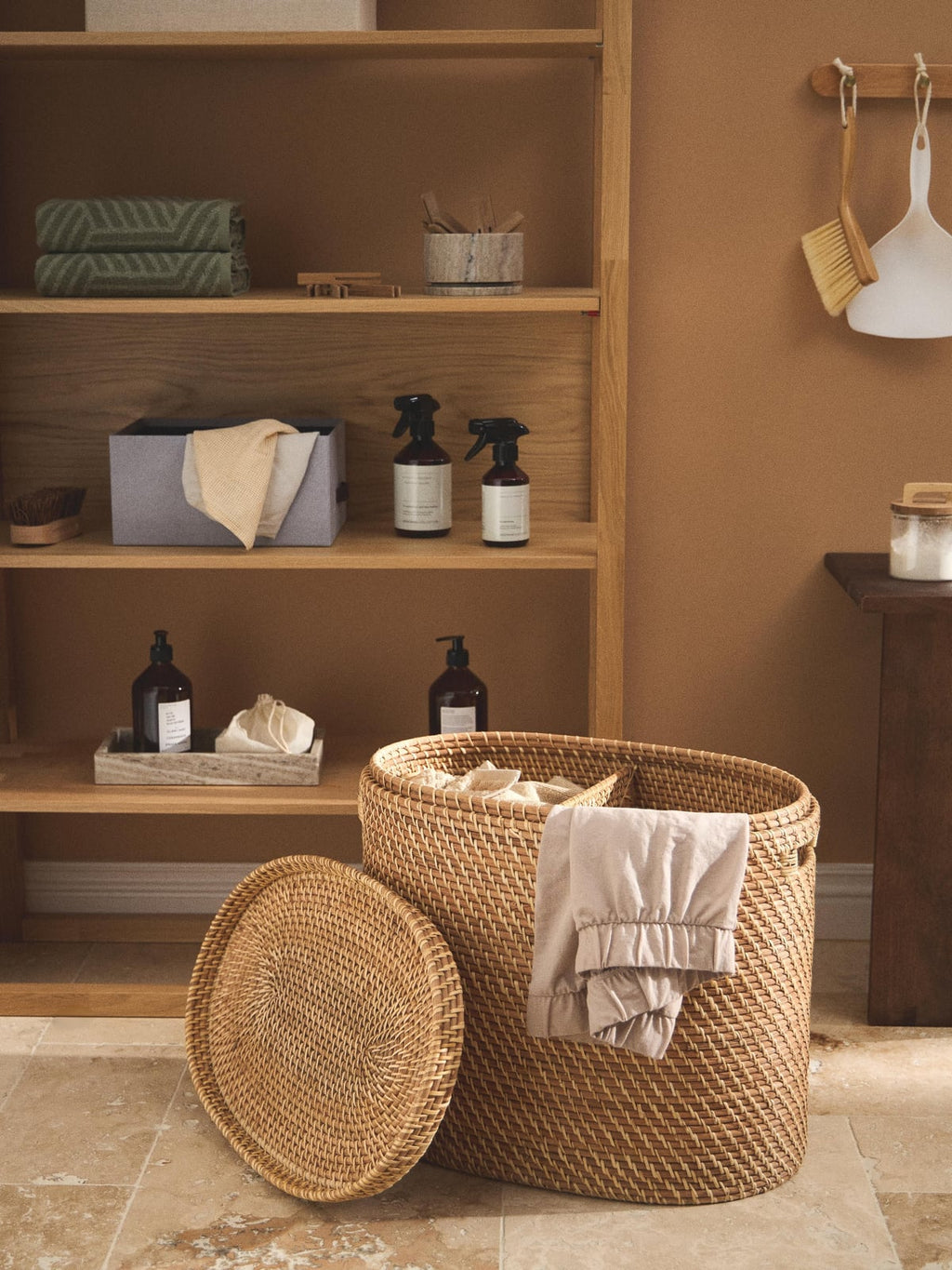 Threlkeld Laundry Basket with Lid