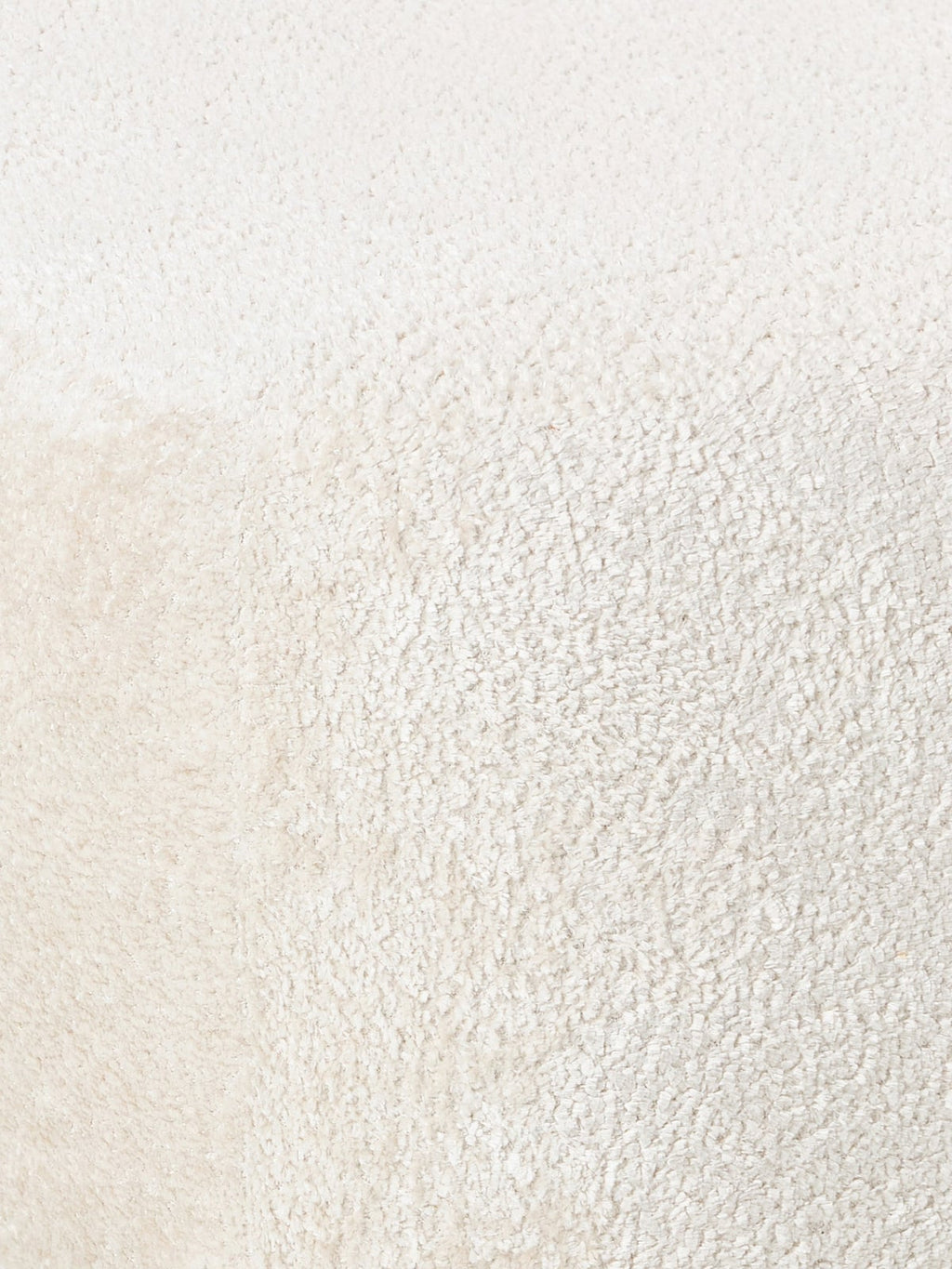 Ulpha Oval Teddy Bouclé Ottoman
