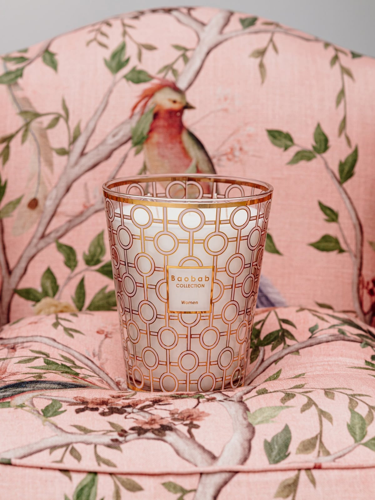 Valeton Five-Wick Scented Candle (Magnolia, Rose, Musk)