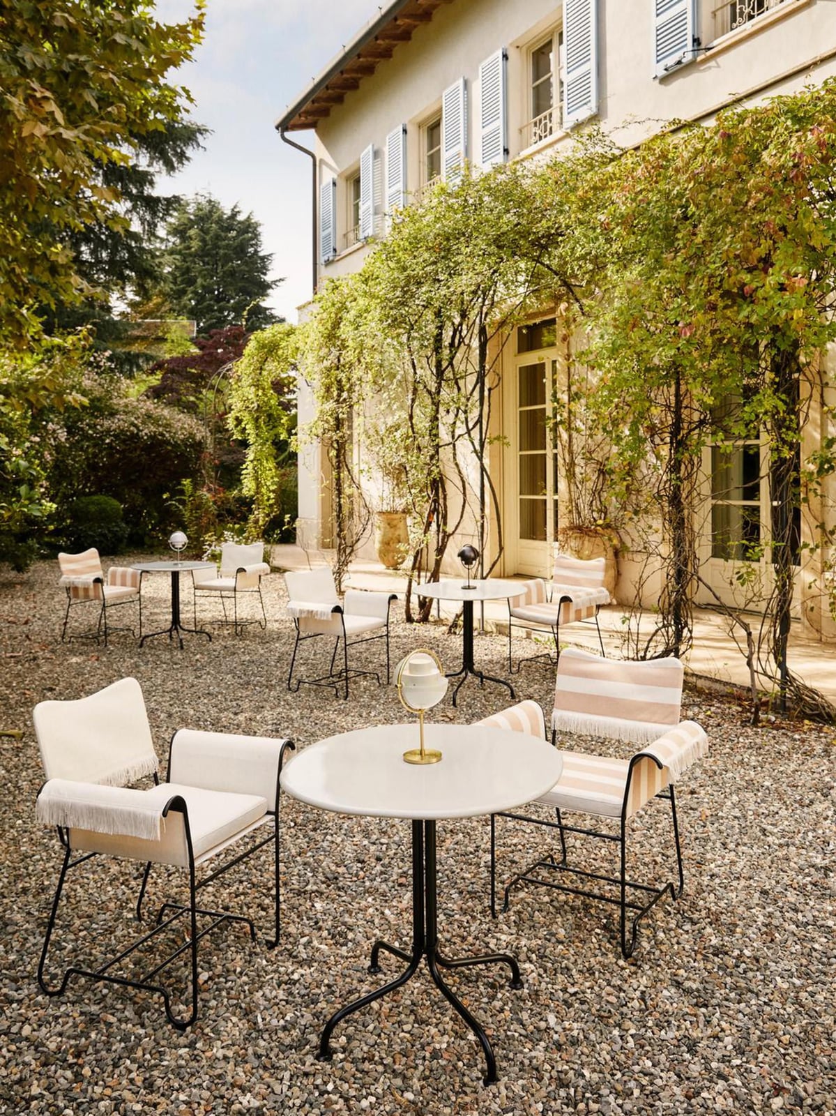 Vanbrugh Round Bistro Table with Ceramic Top, Ø 75 x H 73 cm