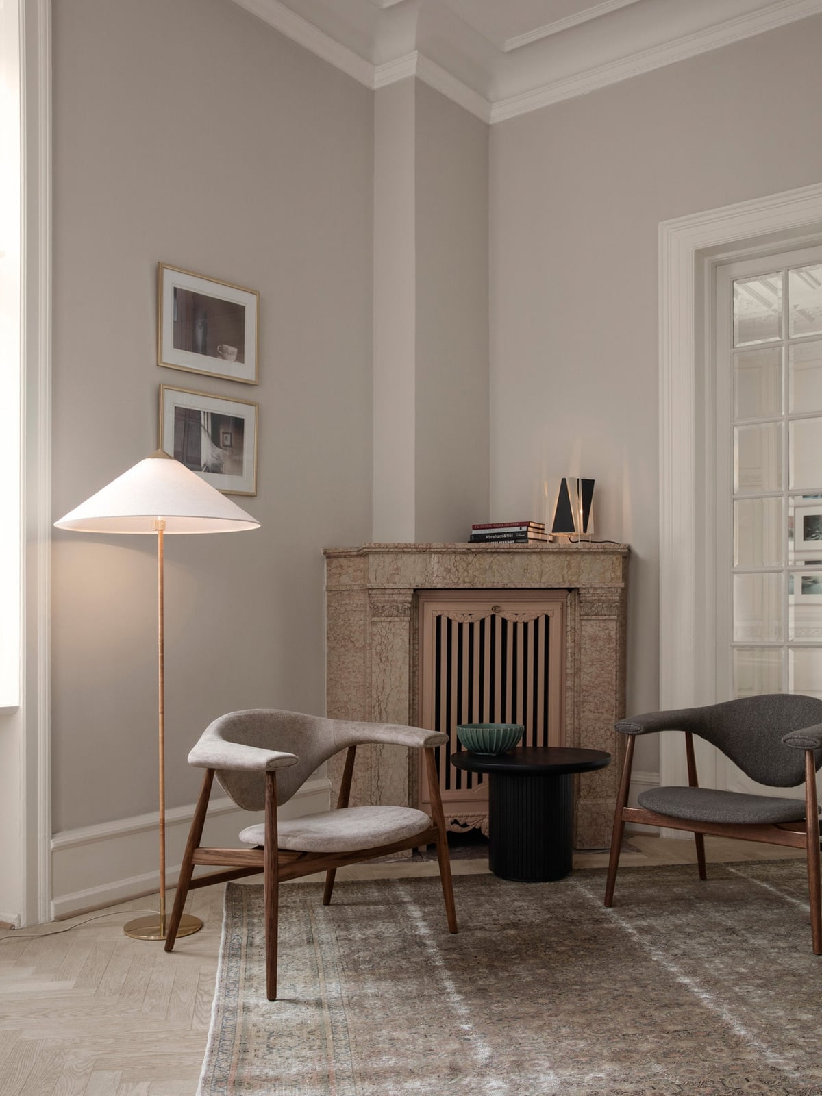 Yanwath Floor Lamp 9602