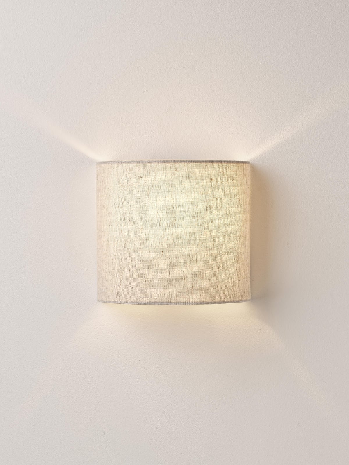 Yarburgh Linen Wall Lamp