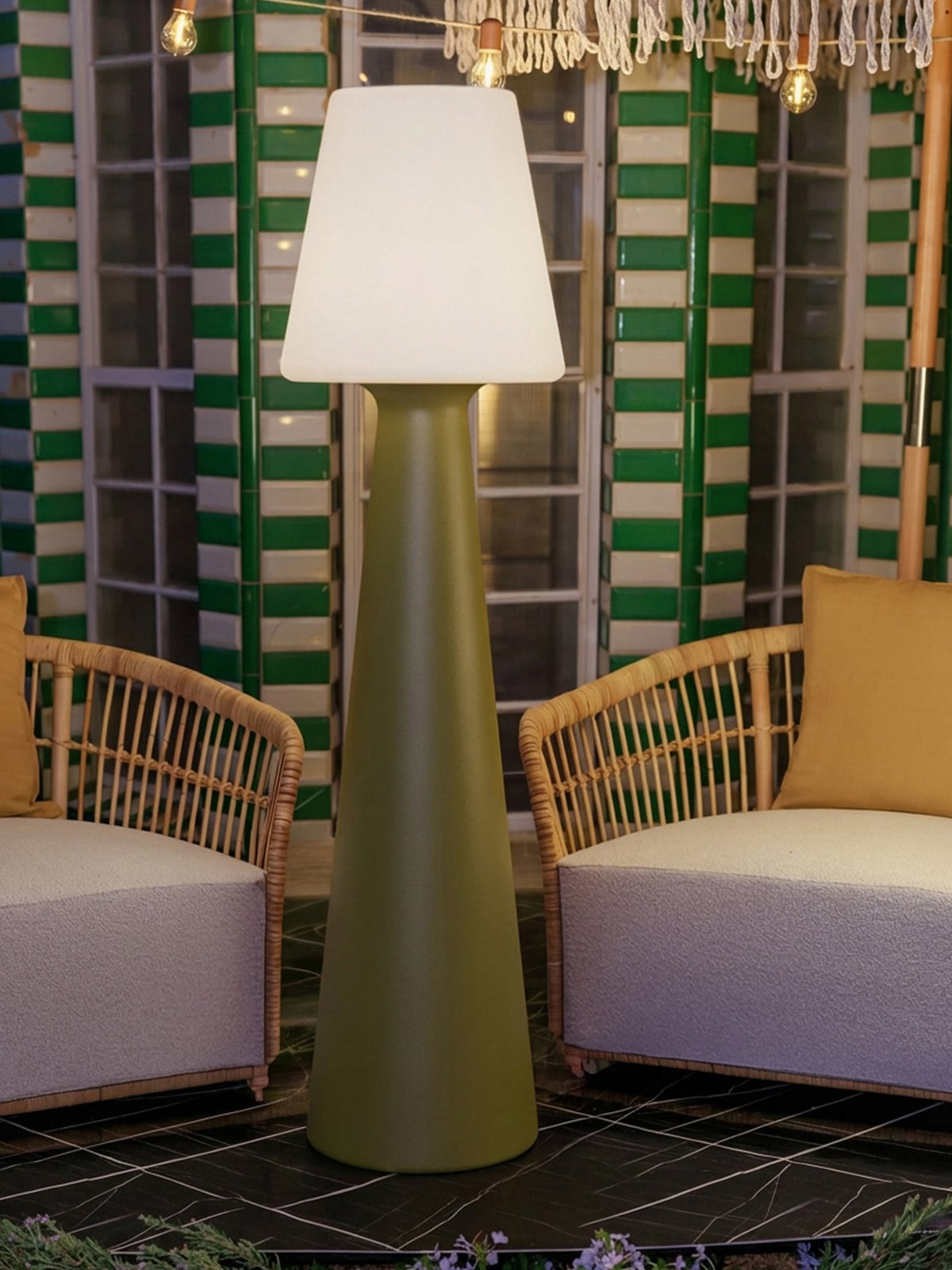 Yarnton Large Dimmable LED Floor Lamp