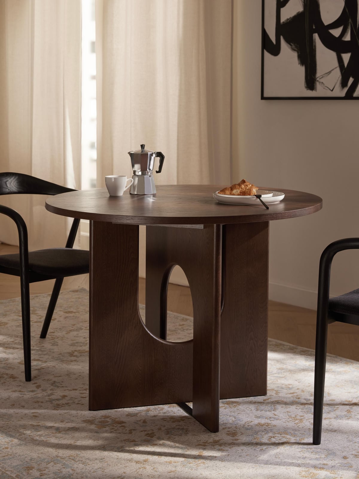 Yarrowdale Round Dining Table, in various sizes
